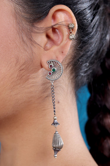 Noor Drop Earrings