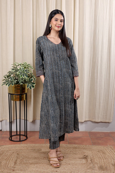 Black Dhabu Cotton Slub Women Ankle Pant WAKPT252C18