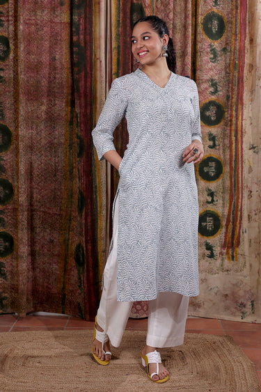 Grey Sanganeri Cotton Small Checks Women Long Kurta