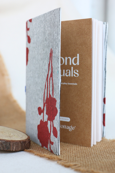 Off White Sanganeri Handcrafted Diary 4 X 6 DIARY252C8