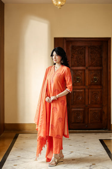 Bright Coral Hand Dyed Cotton Satin Women Ankle Pant WAKPT252C49