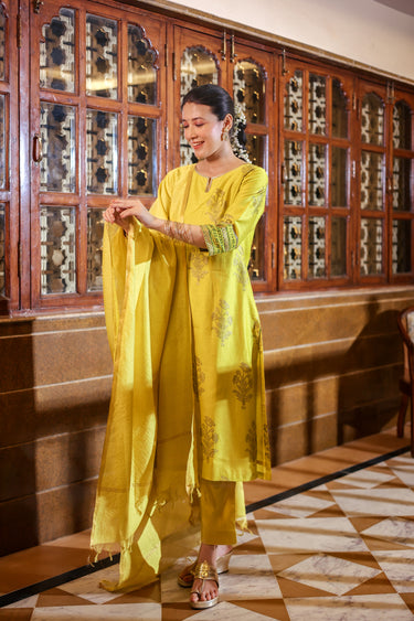 Olive Rib Zari Stripes Chanderi Silk Dupatta DUPAT252C15