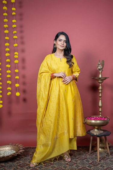 Antique Mustard Jaquard Chanderi Silk Dupatta