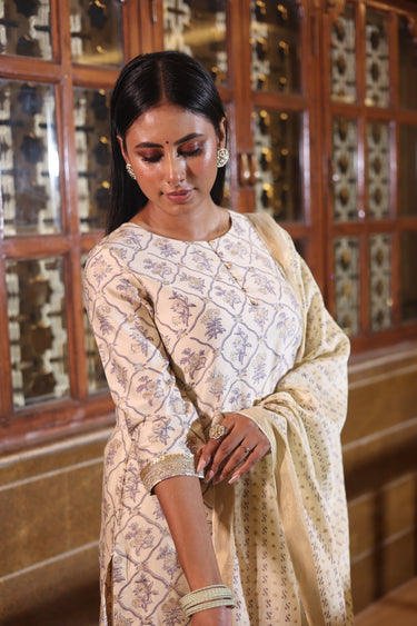 Beige Sanganeri Chanderi Silk Women Long Kurta Long Sleeves WLKLS252C115