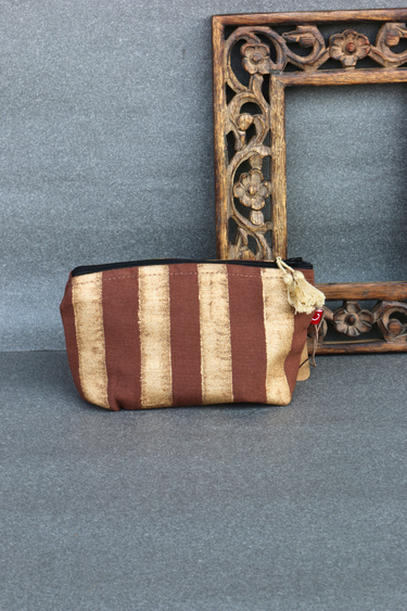 Dhaari Canvas Coin Pouch Brown