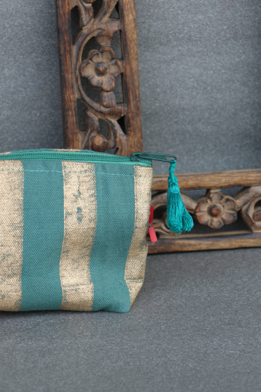 Dhaari Canvas Coin Pouch Green