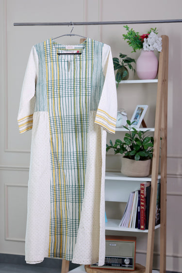 Green Sanganeri Lite Cotton Flax Women Long Kurta