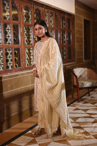 Beige Sanganeri Chanderi Silk Women Long Kurta Long Sleeves WLKLS252C115