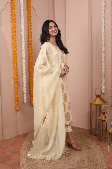 Beige Hand Dyed Kota Cotton Silk Dupatta DUPAT252C3